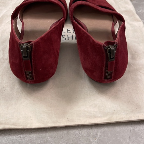 Eileen Fisher Vero Burgendy suede Cuoio side flats. Size 7 - Picture 5 of 7